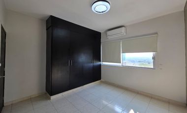 Casa en Venta con excelente ubicación, a unos minutos de Plaza El Dorado