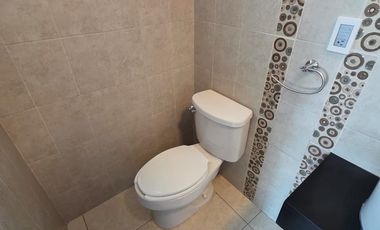 Casa en Venta con excelente ubicación, a unos minutos de Plaza El Dorado