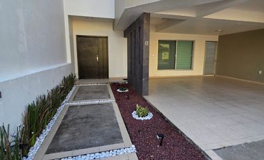 Casa en Venta con excelente ubicación, a unos minutos de Plaza El Dorado