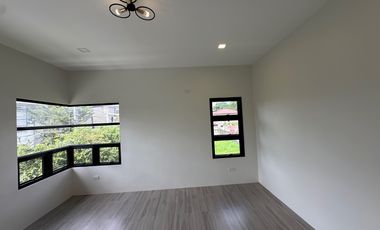 3 BR House and Lot For Sale near Clark
