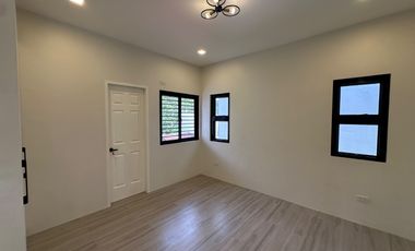 3 BR House and Lot For Sale near Clark
