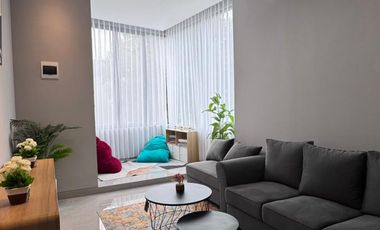 Dijual Rumah Brand New, Bangunan Mandiri di Kencana Loka Bsd. Full Furnish