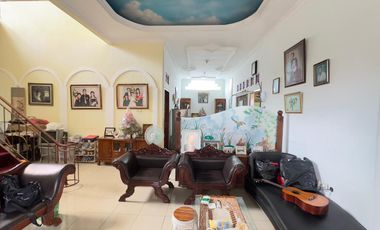 RUMAH DIJUAL DI SOLO DEKAT KAMPUS UNIVERASITAS SEBELAS MARET SOLO SAFARI