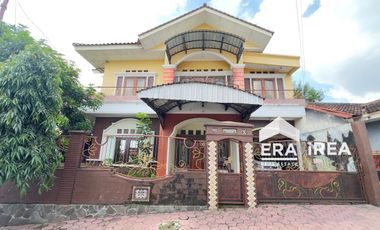 RUMAH DIJUAL DI SOLO DEKAT KAMPUS UNIVERASITAS SEBELAS MARET SOLO SAFARI