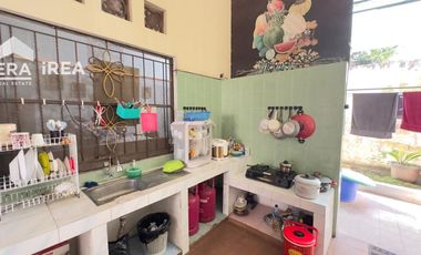 RUMAH DIJUAL DI SOLO DEKAT KAMPUS UNIVERASITAS SEBELAS MARET SOLO SAFARI