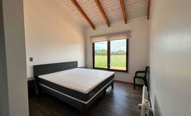 Vendo Casa con parcela, Loteo El Estero, a 18 kms de Osorno