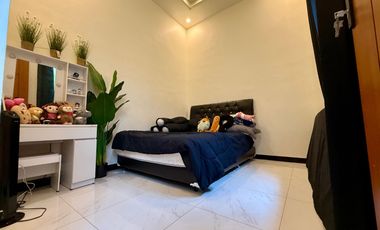 RUMAH ARAYA MALANG KAMPUS BINUS DI JUAL CEPAT BUTUH UANG BU