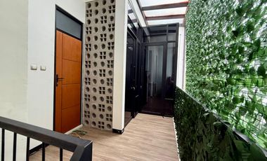 RUMAH ARAYA MALANG KAMPUS BINUS DI JUAL CEPAT BUTUH UANG BU