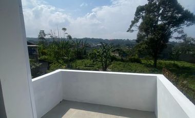 Rumah Baru Modern Asri dan Sejuk Di Cihanjuang Cimahi Utara Gegerkalong Pasteur Bandung Utara