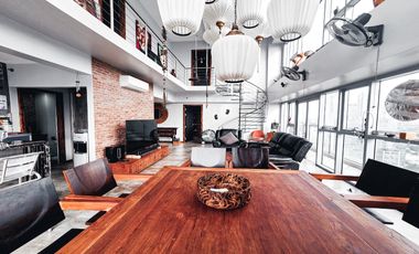 Lower Penthouse with Amazing Views 3 Bedroom Condominium Unit For Sale in The Eton Residences at Greenbelt, Legazpi Village, Makati City near Salcedo