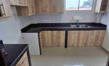 La Garzota 1, Departamento 3 Dormitorios Sector Cerrado.