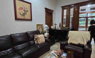 Dijual Rumah Terawat Strategis dan di Lokasi Premium Sayap Riau, Bandung