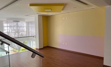 ESPECTACULAR CASA DE VENTA EN BALCÓN DEL NORTE PONCEANO QUITO!! CC EL CONDADO!!