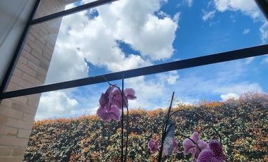 ¡Oportunidad Única! Venta de espectacular casa esquinera en conjunto cerrado, perfecta para vivir con lujo, comodidad y seguridad en un entorno natura