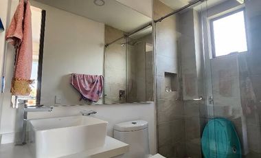 ¡Oportunidad Única! Venta de espectacular casa esquinera en conjunto cerrado, perfecta para vivir con lujo, comodidad y seguridad en un entorno natura