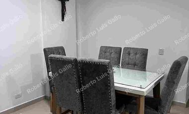 VENDO APTO 3er. PISO EN MANRIQUE CENTRAL