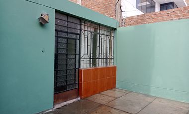 VENTA DE CASA, CON 160 M2 BUEN ESTADO