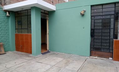 VENTA DE CASA, CON 160 M2 BUEN ESTADO