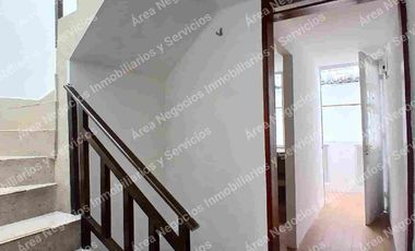 Área alquila Casa para entidades o familia.