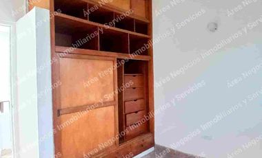 Área alquila Casa para entidades o familia.