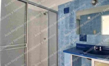 Área alquila Casa para entidades o familia.