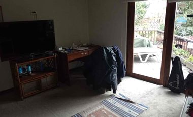 VENDO LINDA CASA FAMILIAR EN BARRANCO, EXCELENTE UBICACIÓN.