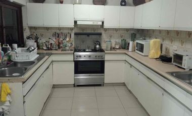 VENDO LINDA CASA FAMILIAR EN BARRANCO, EXCELENTE UBICACIÓN.