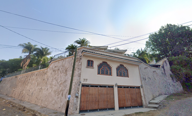 CASA A LA VENTA EN LOMAS DEL VALLE, CIUDAD GUZMAN, JALISCO. REMATE ADJUDICADO