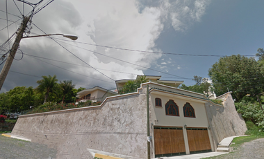 CASA A LA VENTA EN LOMAS DEL VALLE, CIUDAD GUZMAN, JALISCO. REMATE ADJUDICADO