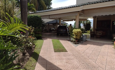 CASA A LA VENTA EN LOMAS DEL VALLE, CIUDAD GUZMAN, JALISCO. REMATE ADJUDICADO