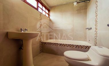 CASA COMERCIAL, CON AREA VERDE, COMPLEJO DE TOTORACOCHA