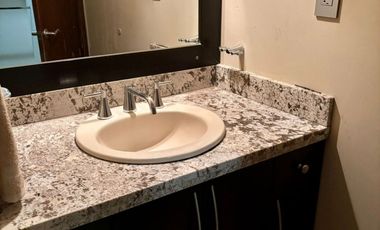 Depa en Renta en Vista Real, Valle Oriente.