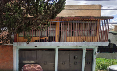 Casa en Remate – Excelente Ubicación – Precio por Debajo de Mercado