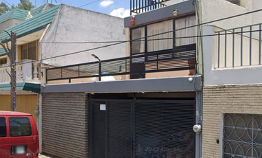 Casa en Remate – Excelente Ubicación  – Precio por Debajo de Mercado