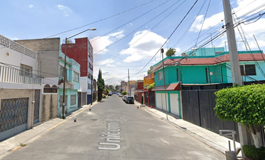 Casa en Remate – Excelente Ubicación  – Precio por Debajo de Mercado