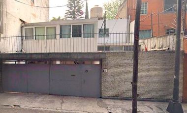 Casa en Remate – Excelente Ubicación  – Precio por Debajo de Mercado