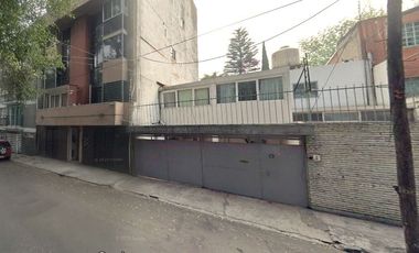 Casa en Remate – Excelente Ubicación  – Precio por Debajo de Mercado