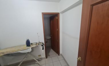 SE ALQUILA DEPARTAMENTO AMOBLADO EN LA MEJOR ZONA DE CHACARILLA FRENTE A PARQUE - SURCO