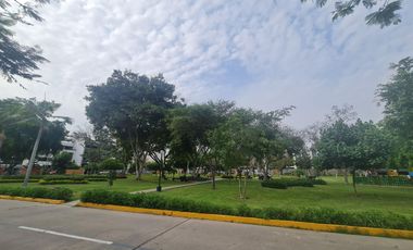 SE ALQUILA DEPARTAMENTO AMOBLADO EN LA MEJOR ZONA DE CHACARILLA FRENTE A PARQUE - SURCO