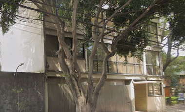 Casa en Remate – Excelente Ubicación  – Precio por Debajo de Mercado