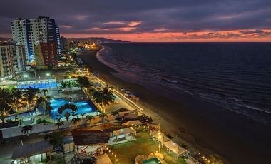 🏢 OFERTA VENDO PENTHOUSE VISTA Y SALIDA AL MAR - DOS DORMITORIOS  - PISO 9 (Tonsupa – Club Resort Pacífico – Playa Ancha.)