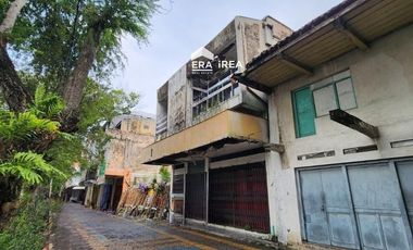 RUKO RUANG USAHA DIJUAL DI SOLO LOKASI JALAN SLAMET RIYADI DEKAT BCA