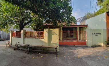 RUMAH DIJUAL DI SOLO DEKAT STASIUN BALAPAN BISA UNTUK RUANG USAHA