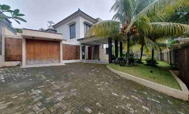 Rumah Bagus 2 Lantai siap Huni di Cluster Northridge Golf - Lakeside Home Sentul city*