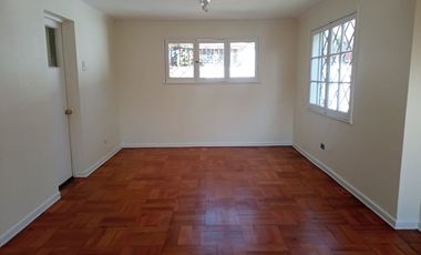 Arriendo Linda Casa 3 Dorm 2 baños Sala de Estar, Ñuñoa