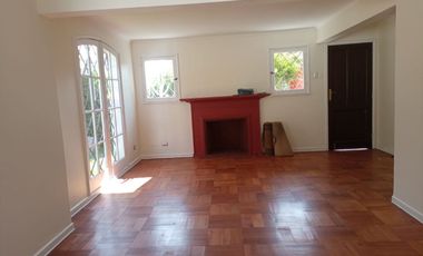 Arriendo Linda Casa 3 Dorm 2 baños Sala de Estar, Ñuñoa