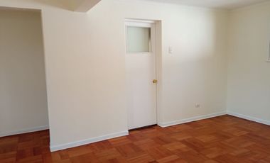 Arriendo Linda Casa 3 Dorm 2 baños Sala de Estar, Ñuñoa