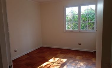 Arriendo Linda Casa 3 Dorm 2 baños Sala de Estar, Ñuñoa