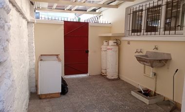 Arriendo Linda Casa 3 Dorm 2 baños Sala de Estar, Ñuñoa