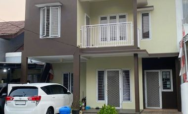 Rumah komplek jaya dekat pasar segar graha raya bintaro Semi furnish